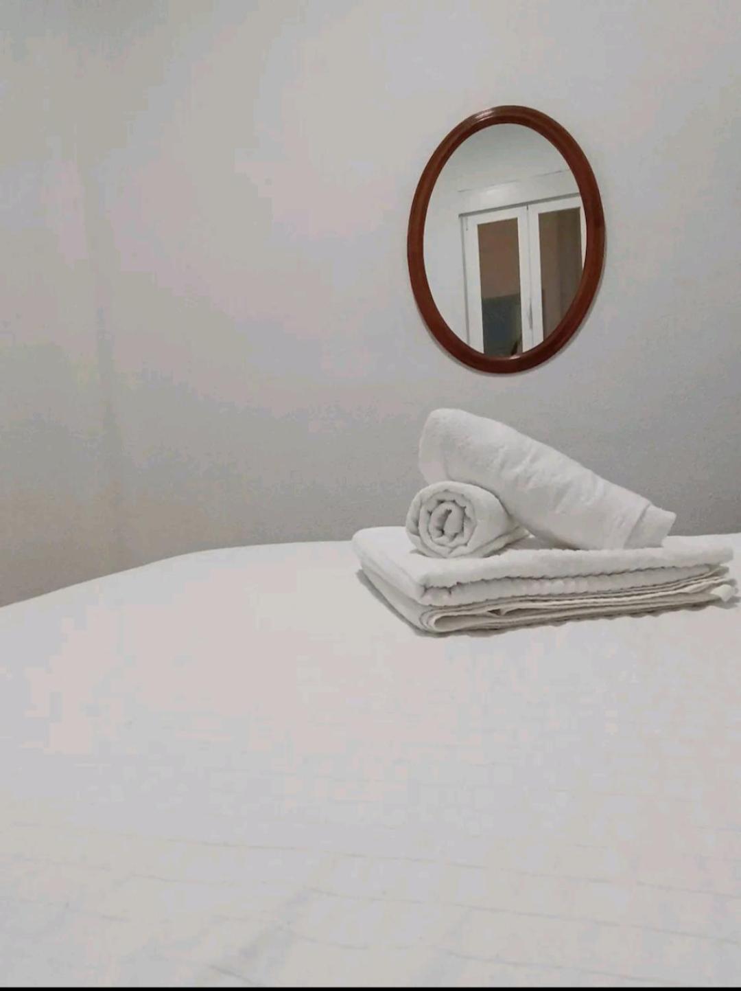 Comoda Habitacion Madrid Dış mekan fotoğraf